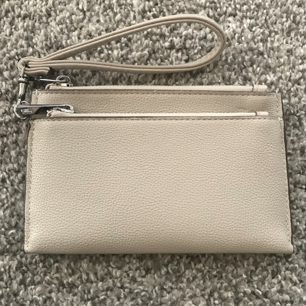 Wristlet